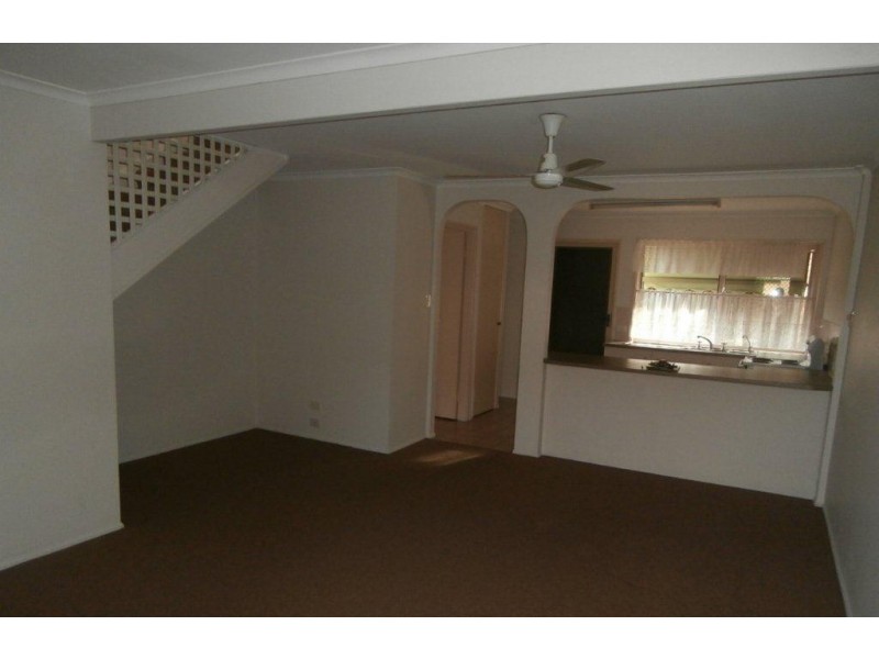 30/15 Pine Ave, Beenleigh QLD 4207
