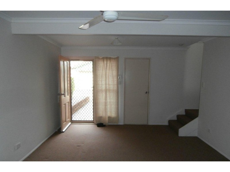 30/15 Pine Ave, Beenleigh QLD 4207