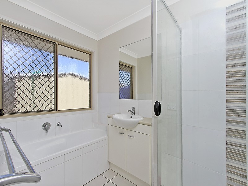 22 Breezeway Dr, Bahrs Scrub QLD 4207