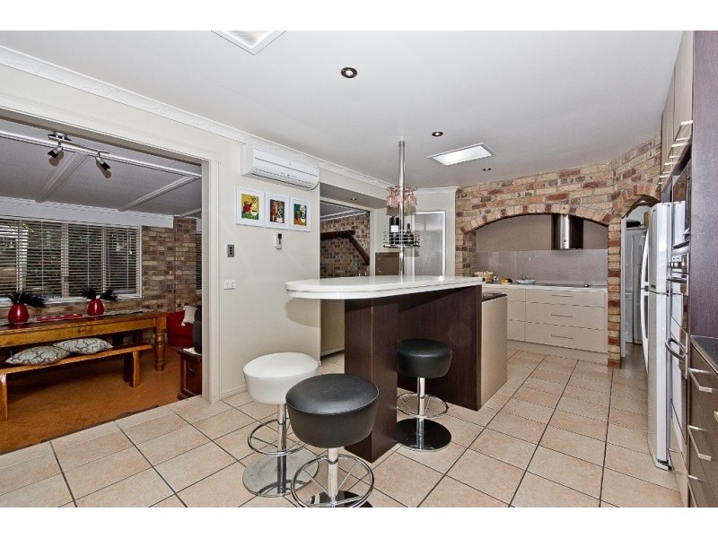 59 Trevina Crescent, Mount Warren Park QLD 4207