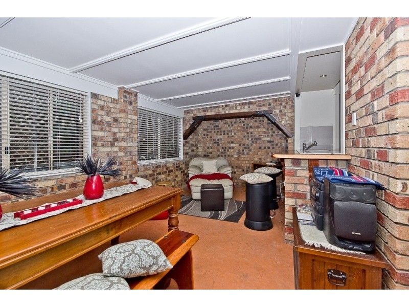 59 Trevina Crescent, Mount Warren Park QLD 4207