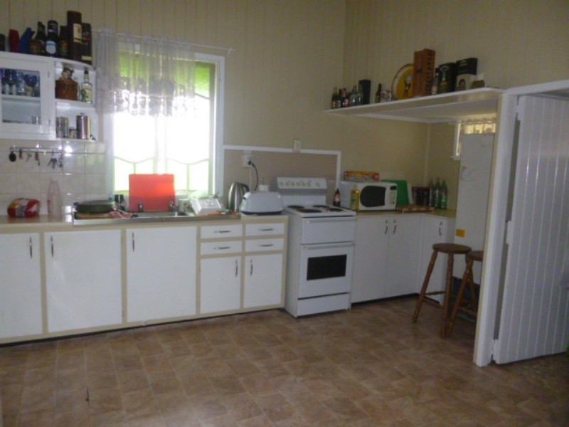 2 Hanover St, Beenleigh QLD 4207