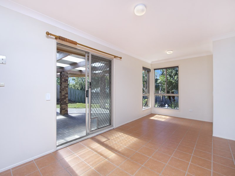 206 Mt Warren Blvd, Mount Warren Park QLD 4207