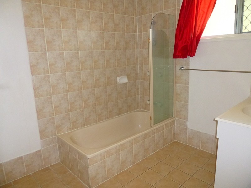 29 Tweedland Cres, Beenleigh QLD 4207