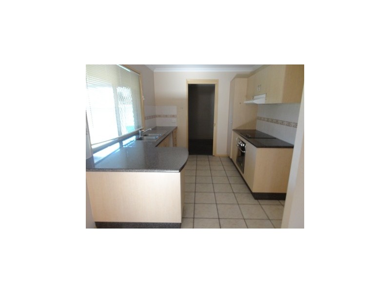 18 Cherry Tree Place, Waterford QLD 4133