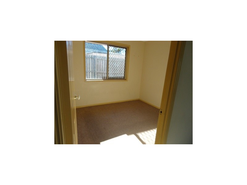 18 Cherry Tree Place, Waterford QLD 4133