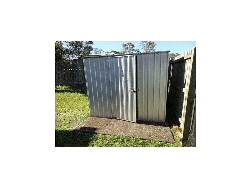 18 Cherry Tree Place, Waterford QLD 4133