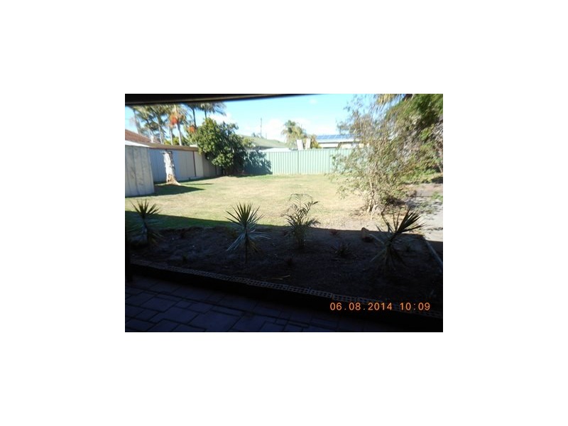 4 Feldspar St, Bethania QLD 4205