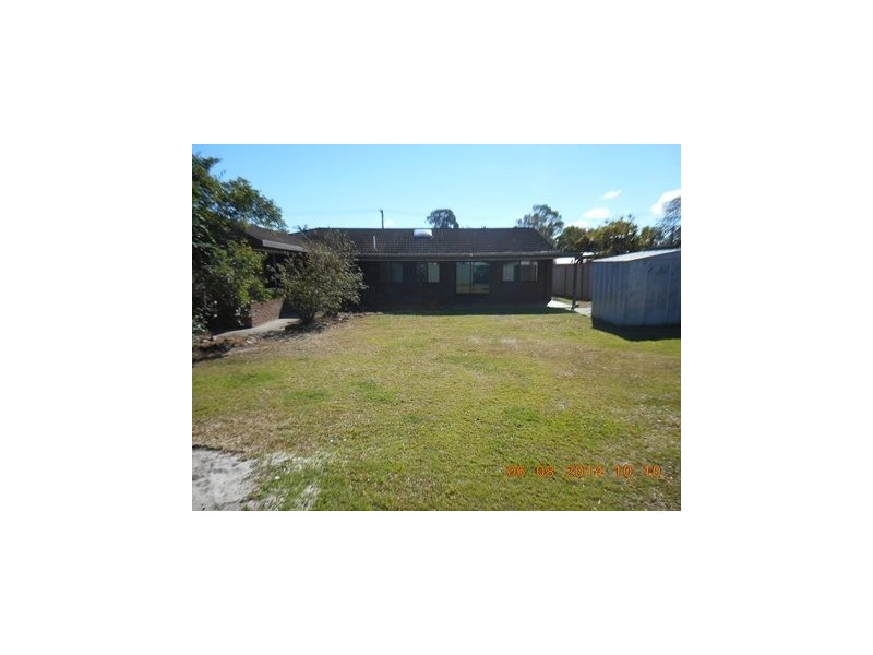 4 Feldspar St, Bethania QLD 4205