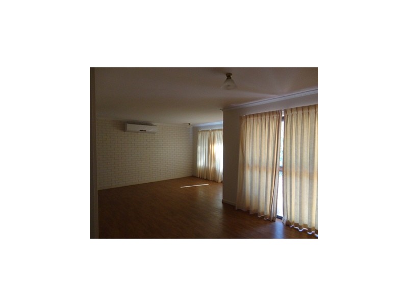 40 Barokee Dve, Tanah Merah QLD 4128