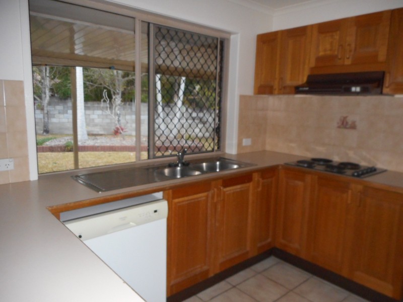 21 Denkman Crt, Windaroo QLD 4207
