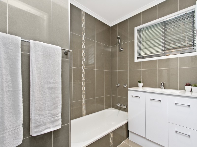 54 Dryandra Drive, Eagleby QLD 4207