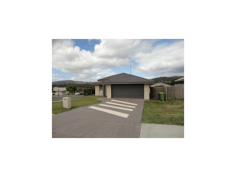 12 Skyline Cct, Windaroo QLD 4207