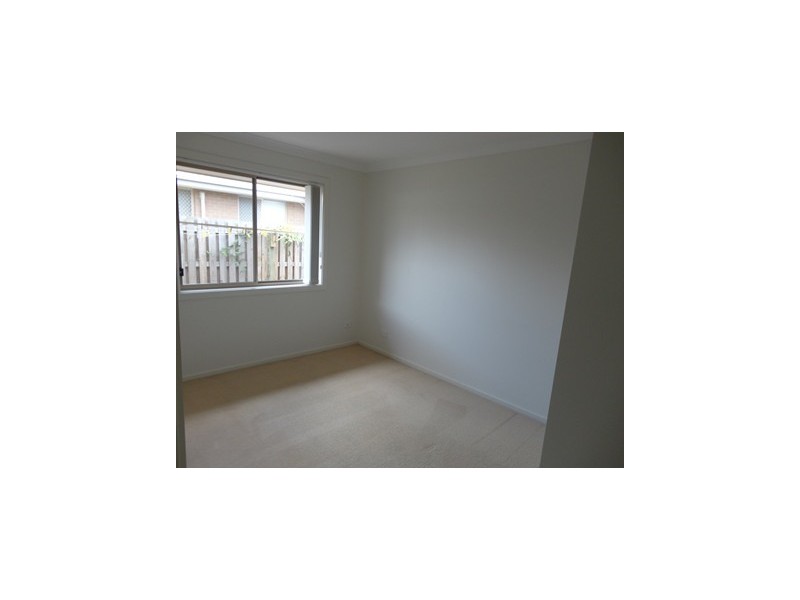 12 Skyline Cct, Windaroo QLD 4207