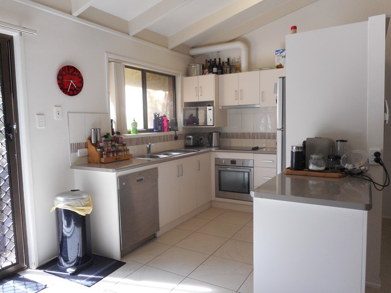 90 Lyndale Street, Daisy Hill QLD 4127