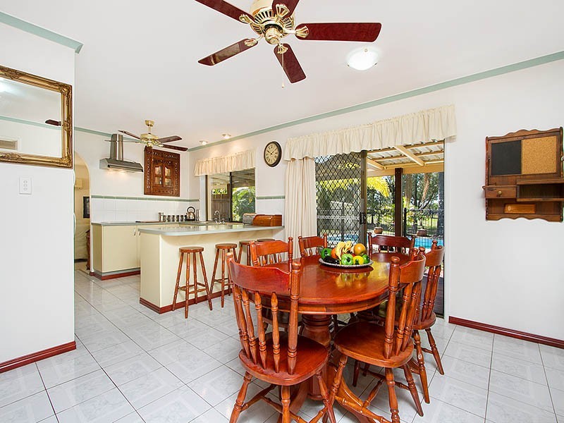 62 Bannockburn Rd, Windaroo QLD 4207