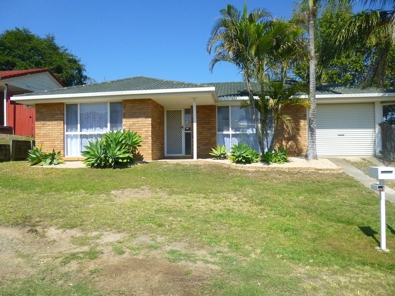 3 Burrum Crt, Eagleby QLD 4207