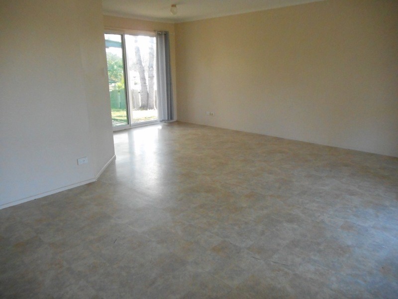 3 Burrum Crt, Eagleby QLD 4207