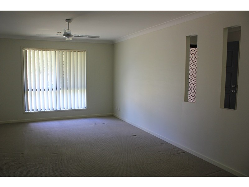 2 Starling St, Eagleby QLD 4207