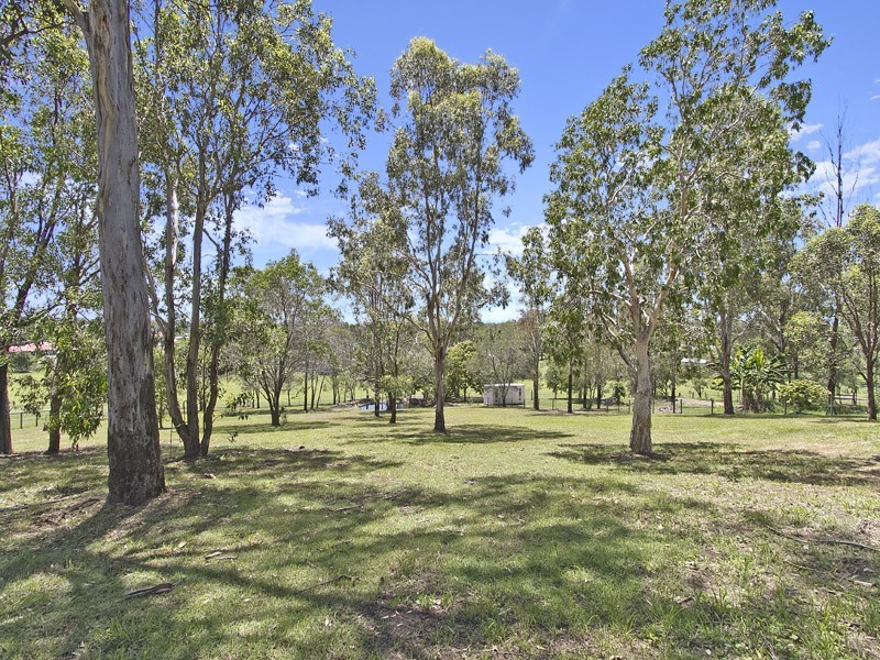 8 Hoopla Hannah Court, Yatala QLD 4207