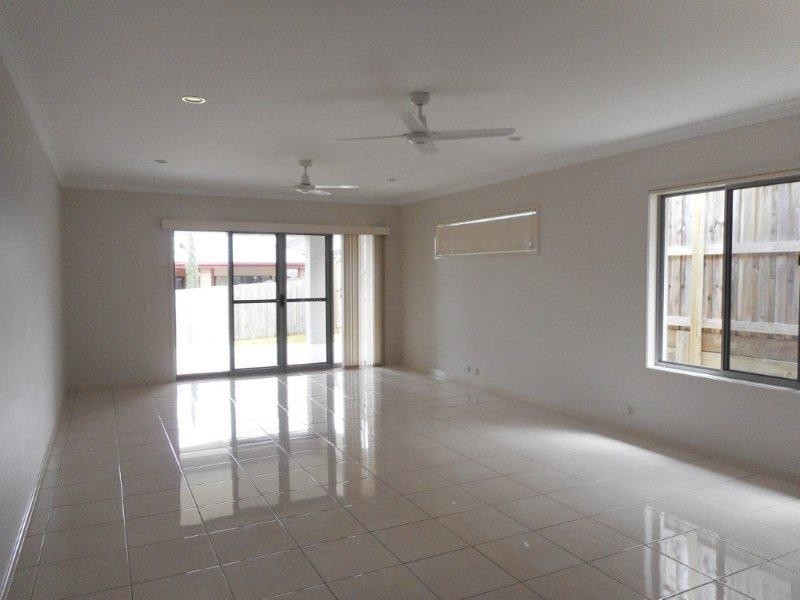 8 Carrawinya St, Waterford QLD 4133