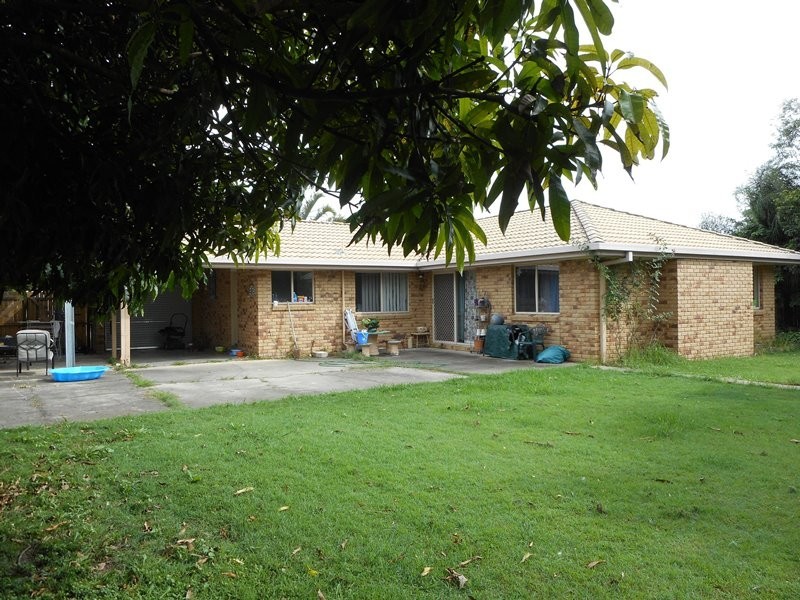 5 Haussman Court, Meadowbrook QLD 4131