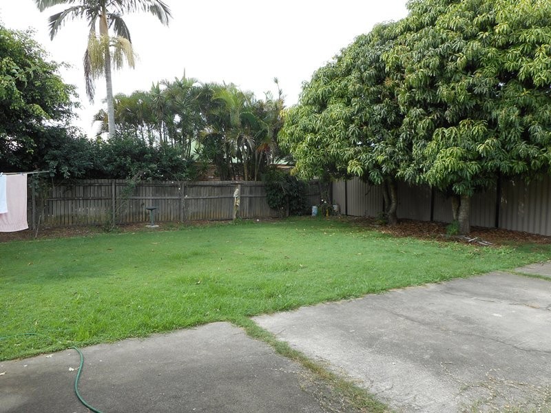 5 Haussman Court, Meadowbrook QLD 4131