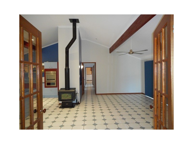 43 Yvonne Cres, Mount Warren Park QLD 4207