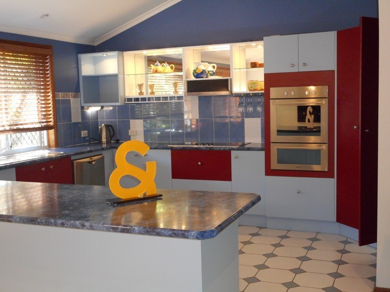 43 Yvonne Cres, Mount Warren Park QLD 4207