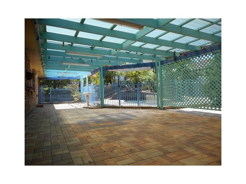 43 Yvonne Cres, Mount Warren Park QLD 4207