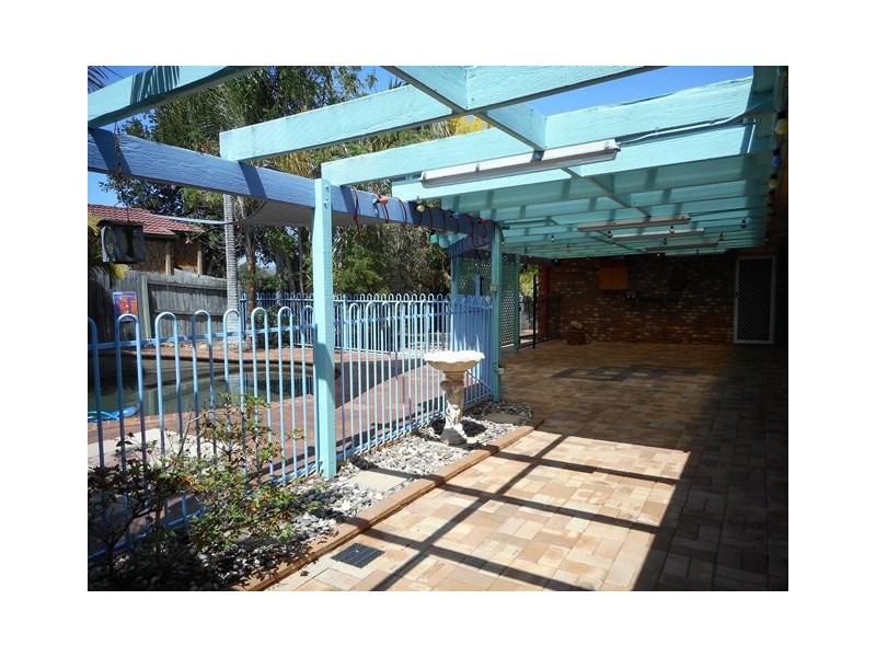 43 Yvonne Cres, Mount Warren Park QLD 4207