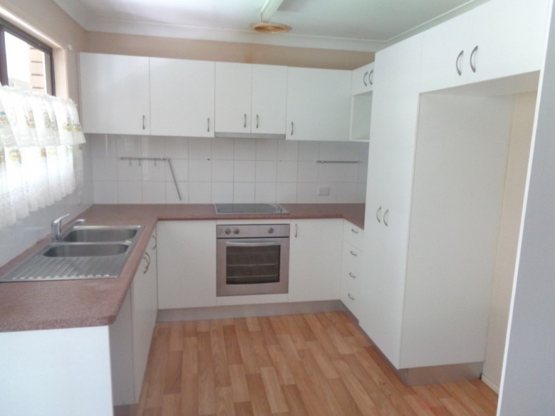 16 Darwin St, Beenleigh QLD 4207