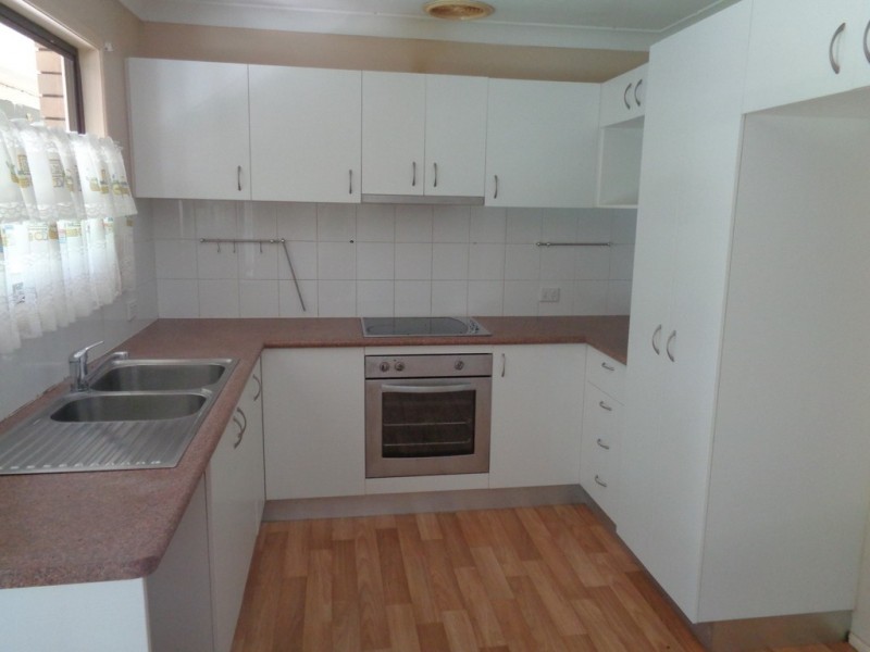 16 Darwin St, Beenleigh QLD 4207