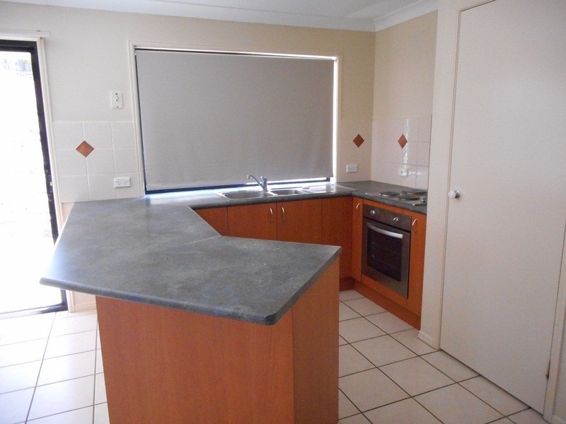 7 Hillside Cres, Edens Landing QLD 4207