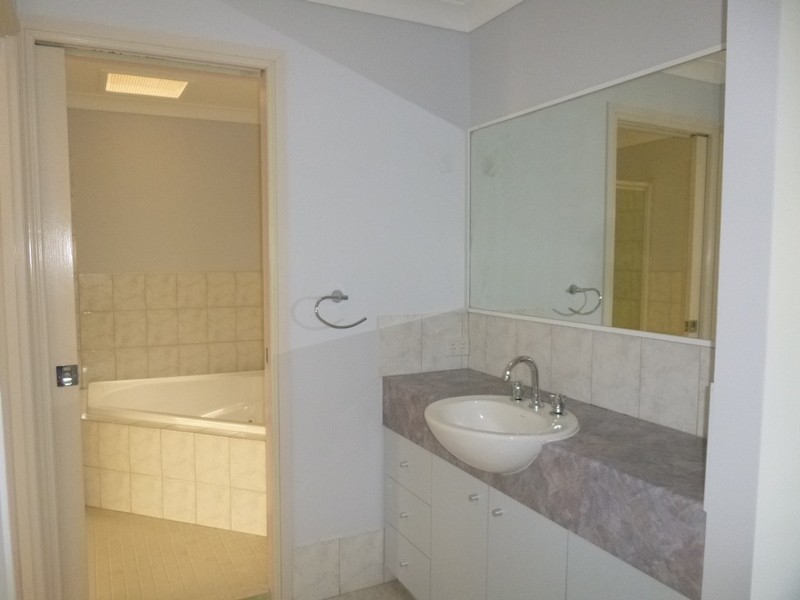 12 Goodrick Court, Mount Warren Park QLD 4207