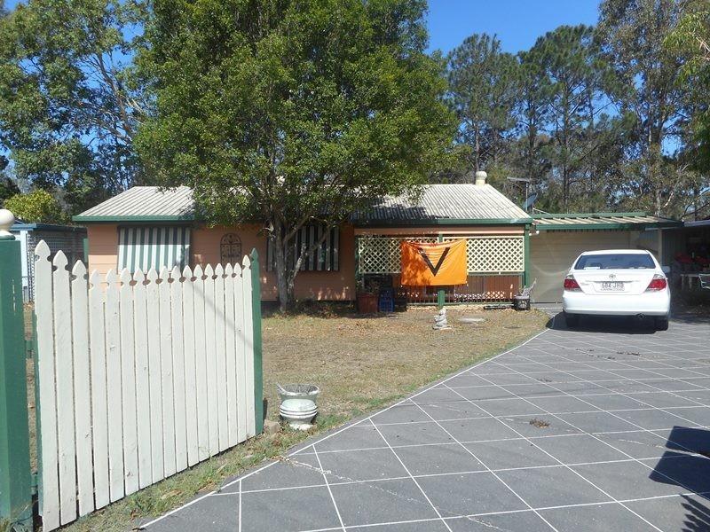 9 Parkland Crt, Eagleby QLD 4207