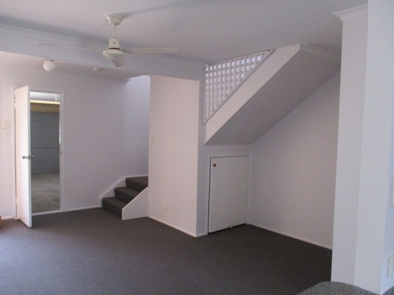 40/15 Pine Ave, Beenleigh QLD 4207