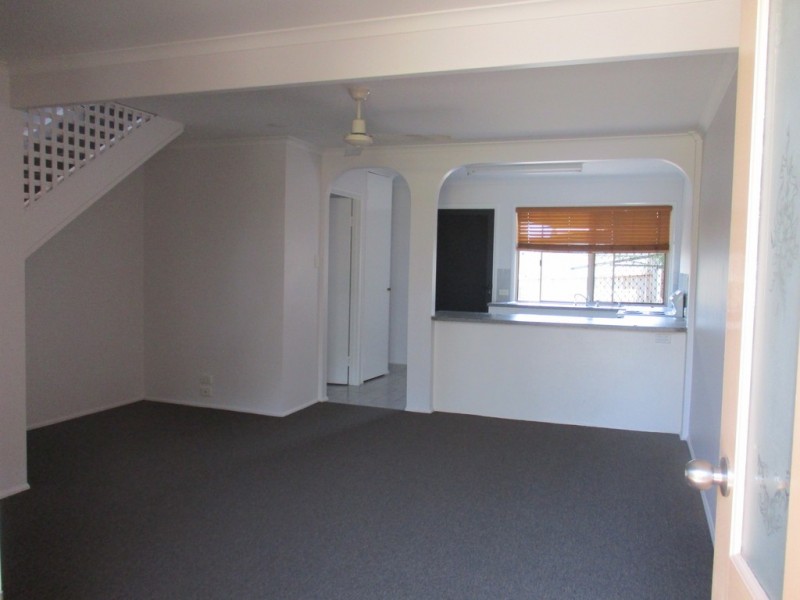 40/15 Pine Ave, Beenleigh QLD 4207