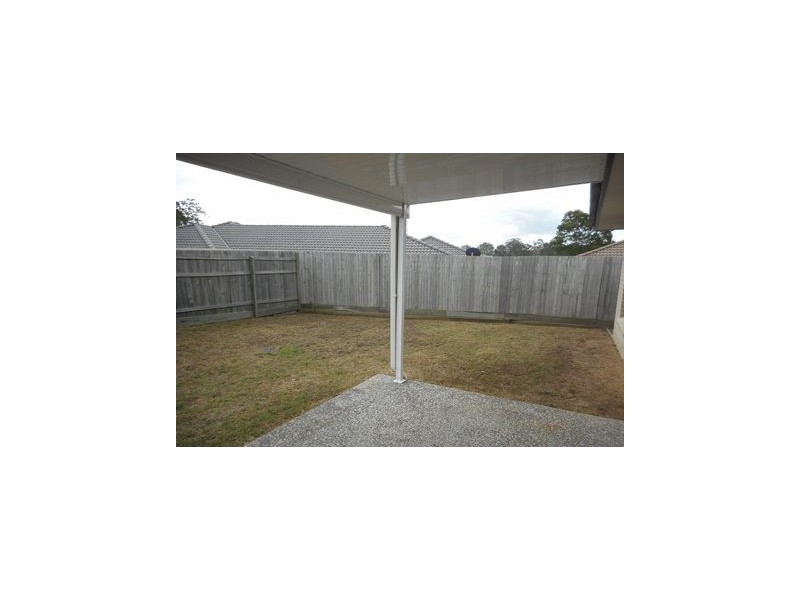 8 Kite St, Eagleby QLD 4207