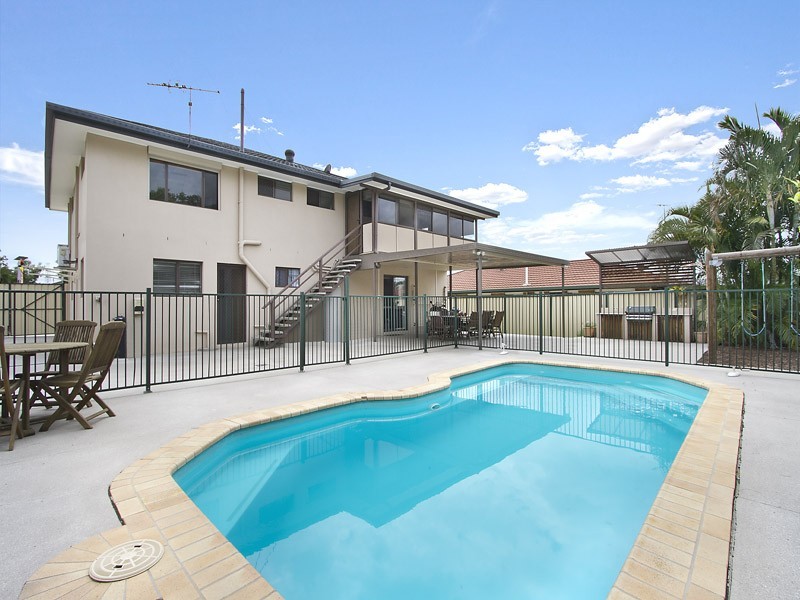 131 Mt Warren Blvde, Mount Warren Park QLD 4207