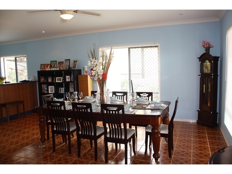 13 Gaynor Crt, Mount Warren Park QLD 4207