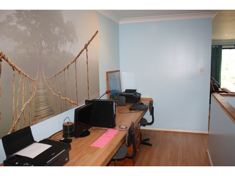 13 Gaynor Crt, Mount Warren Park QLD 4207