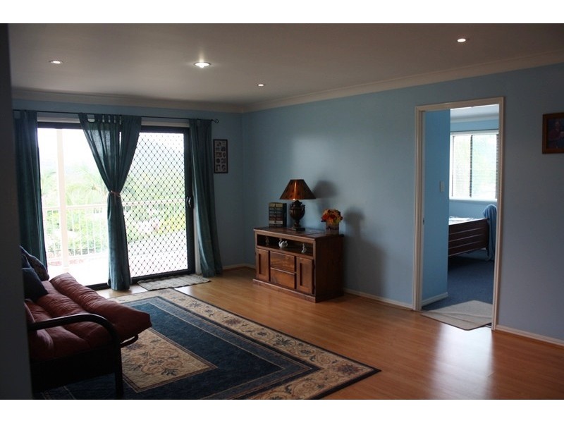 13 Gaynor Crt, Mount Warren Park QLD 4207