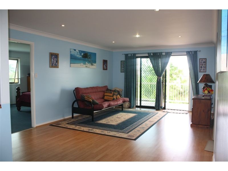 13 Gaynor Crt, Mount Warren Park QLD 4207