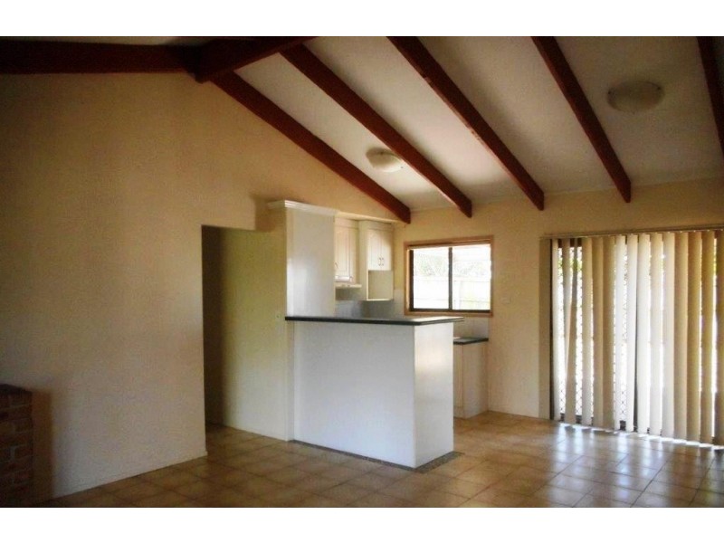 17 Tallagandra Rd, Beenleigh QLD 4207