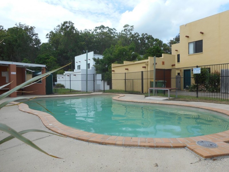 13/61 Harburg Dr, Beenleigh QLD 4207