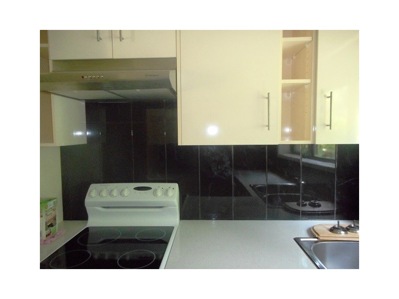 7B/3 Guinivere Crt, Bethania QLD 4205