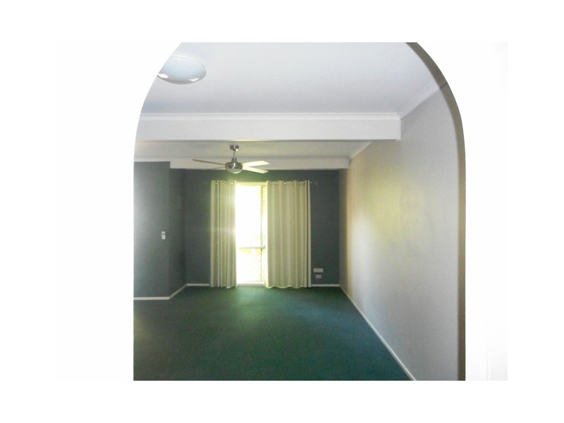 7B/3 Guinivere Crt, Bethania QLD 4205