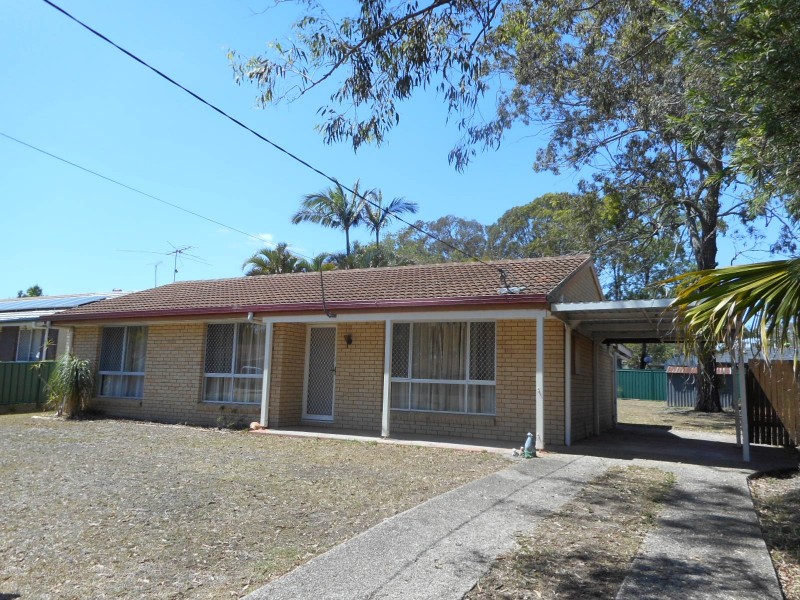3 Balmoral St, Eagleby QLD 4207