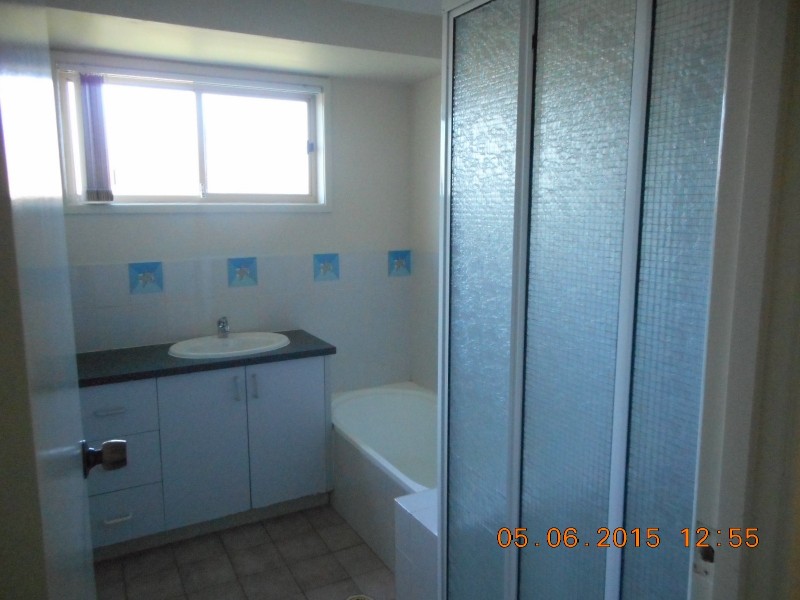 4 Manhattan Dve, Eagleby QLD 4207